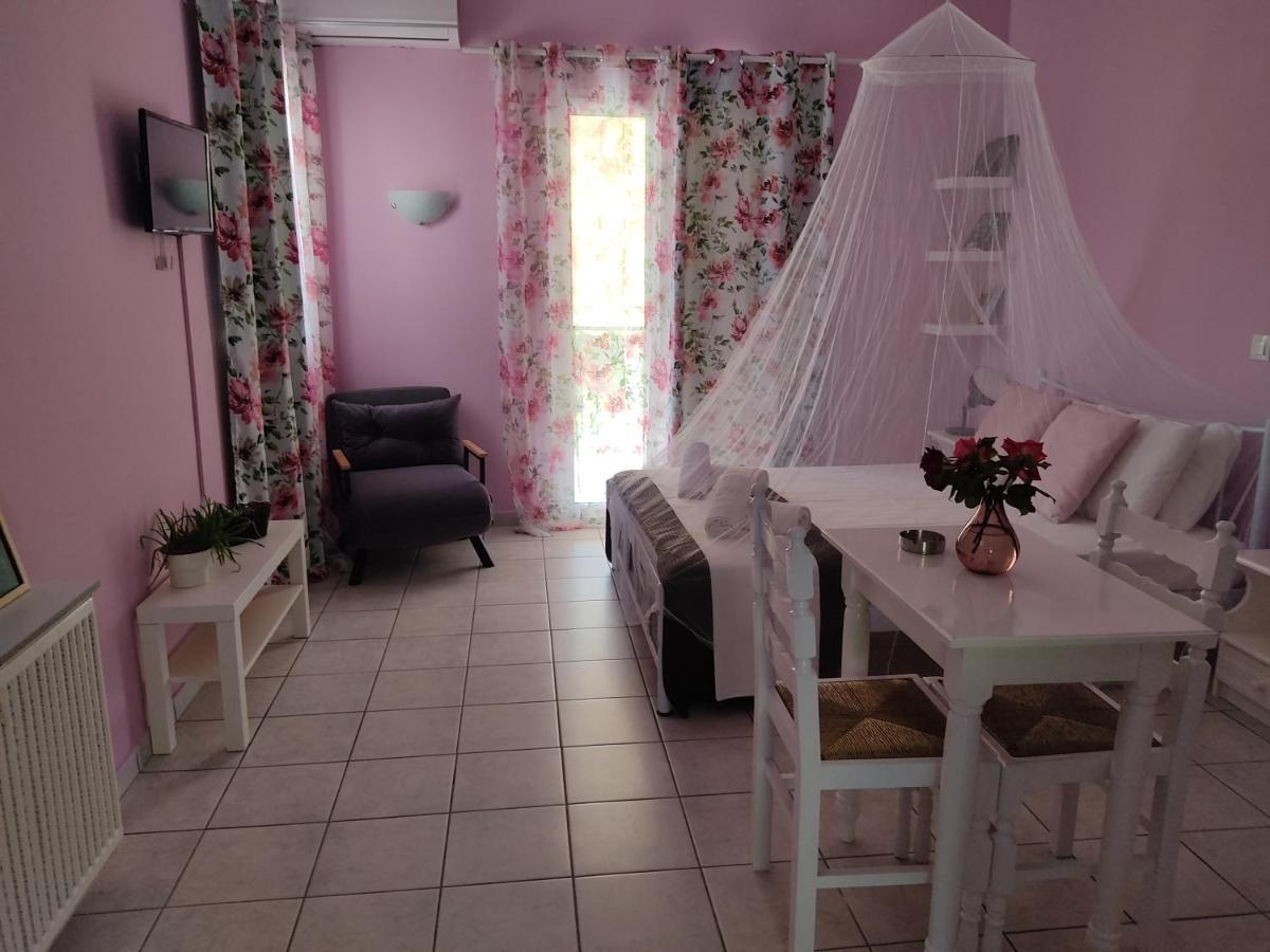 Rosegarden Villa Sami  Eksteriør billede