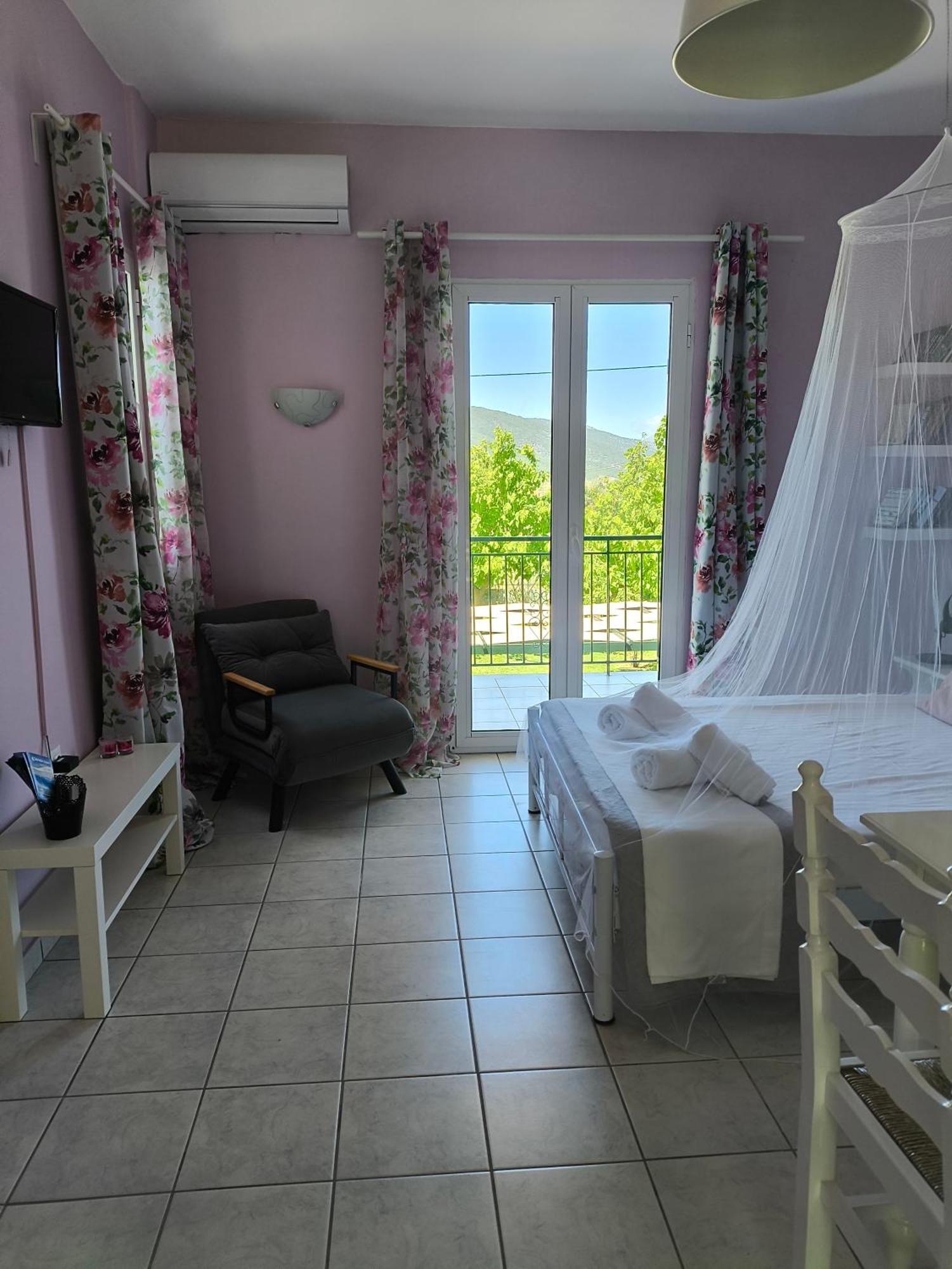 Rosegarden Villa Sami  Værelse billede